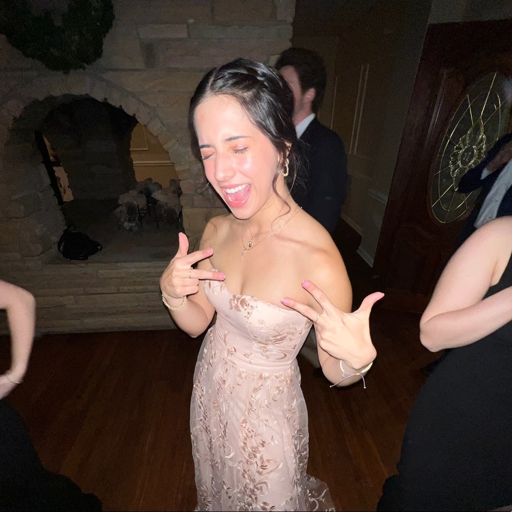 Meet your Posher, Mariana